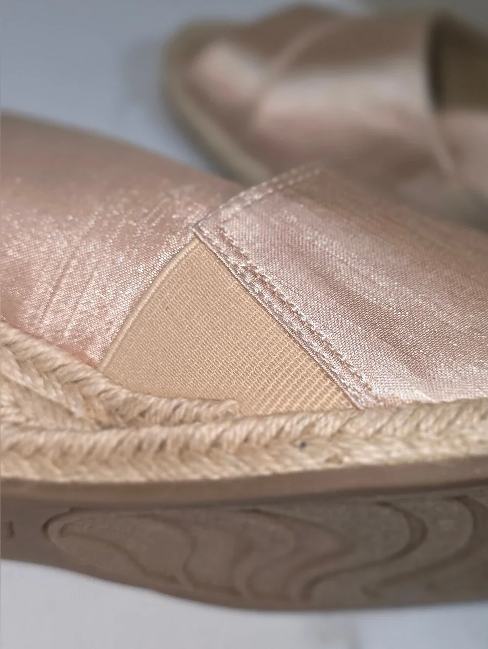 NWT Easy Street Jasper Thai Silk Peep Toe Espadrille Wedge Shoes Sz 11 Extra Wid
